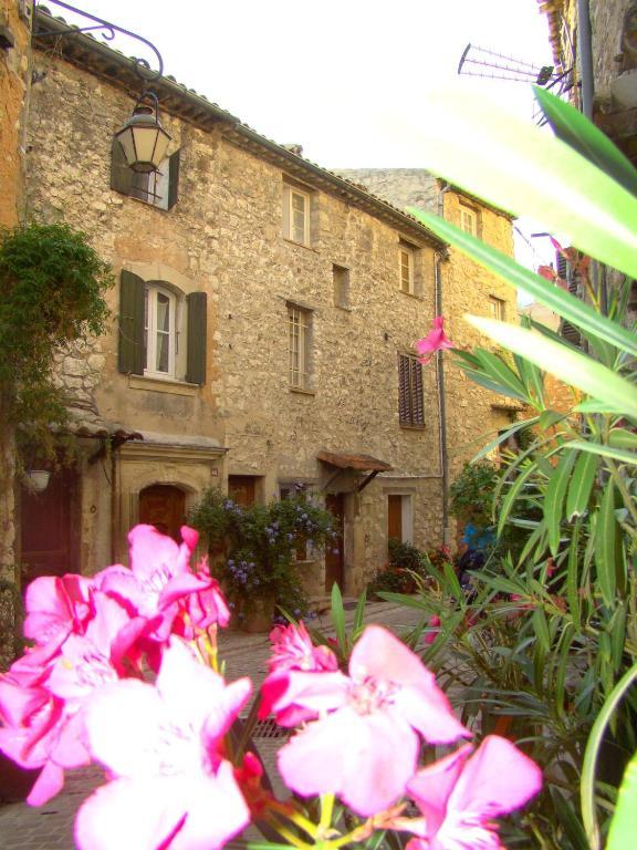 Aux 3 Lits Qui Chantent - Au Village Vence Eksteriør bilde